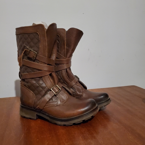 Steve Madden Bounty Boot - Picture 3 of 4